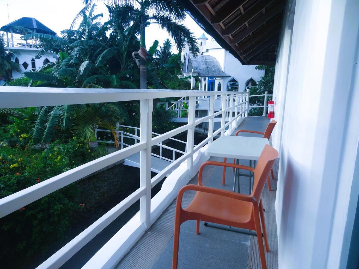 Mg Chateau Hotel *
