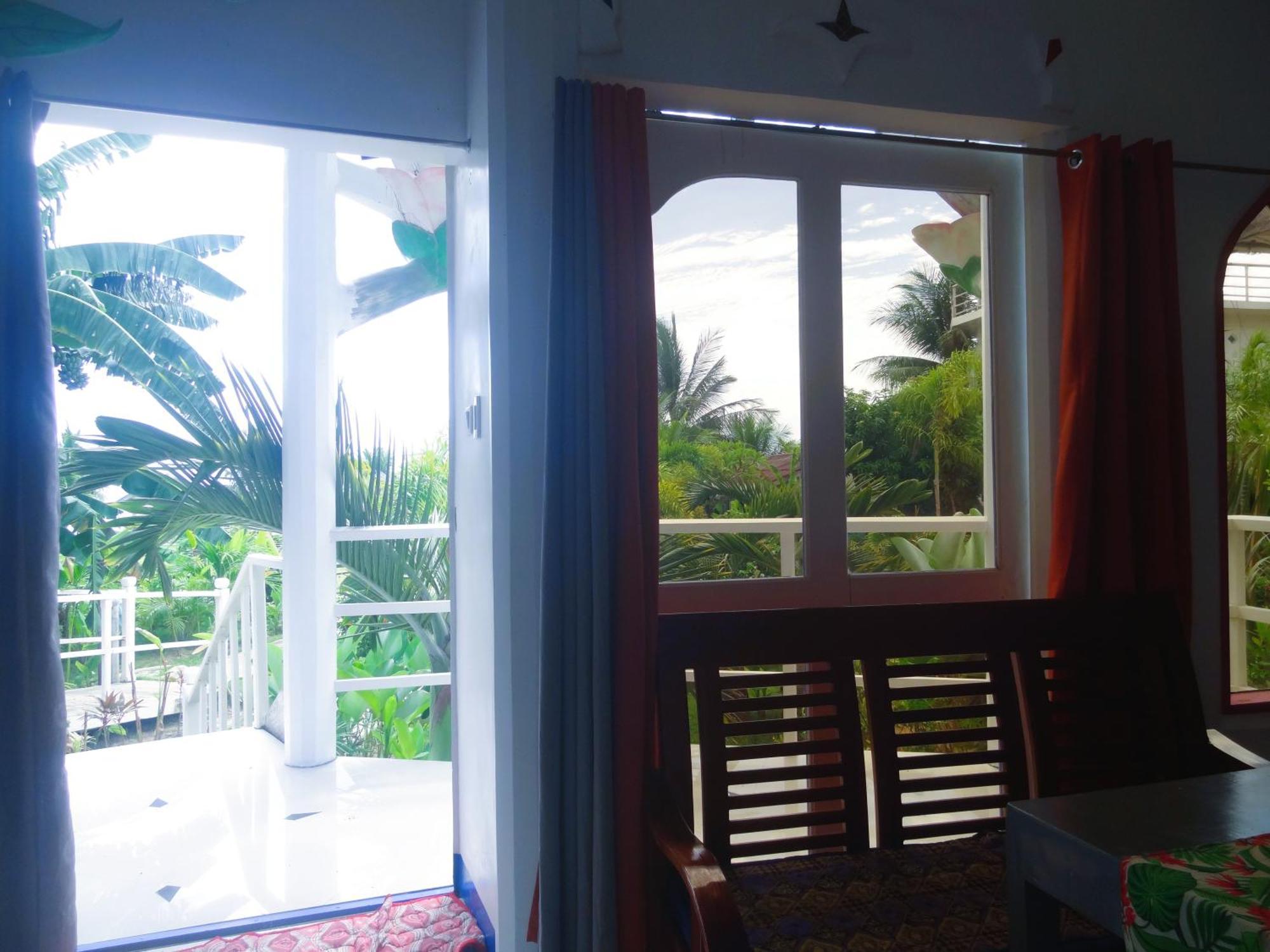 Hotel Mg Chateau El Nido